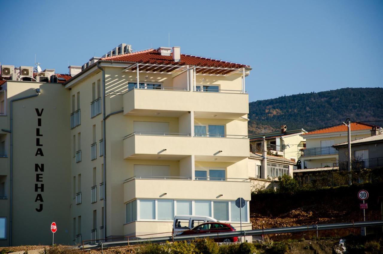 Apartman Leona Villa Nehaj Сен Екстериор снимка