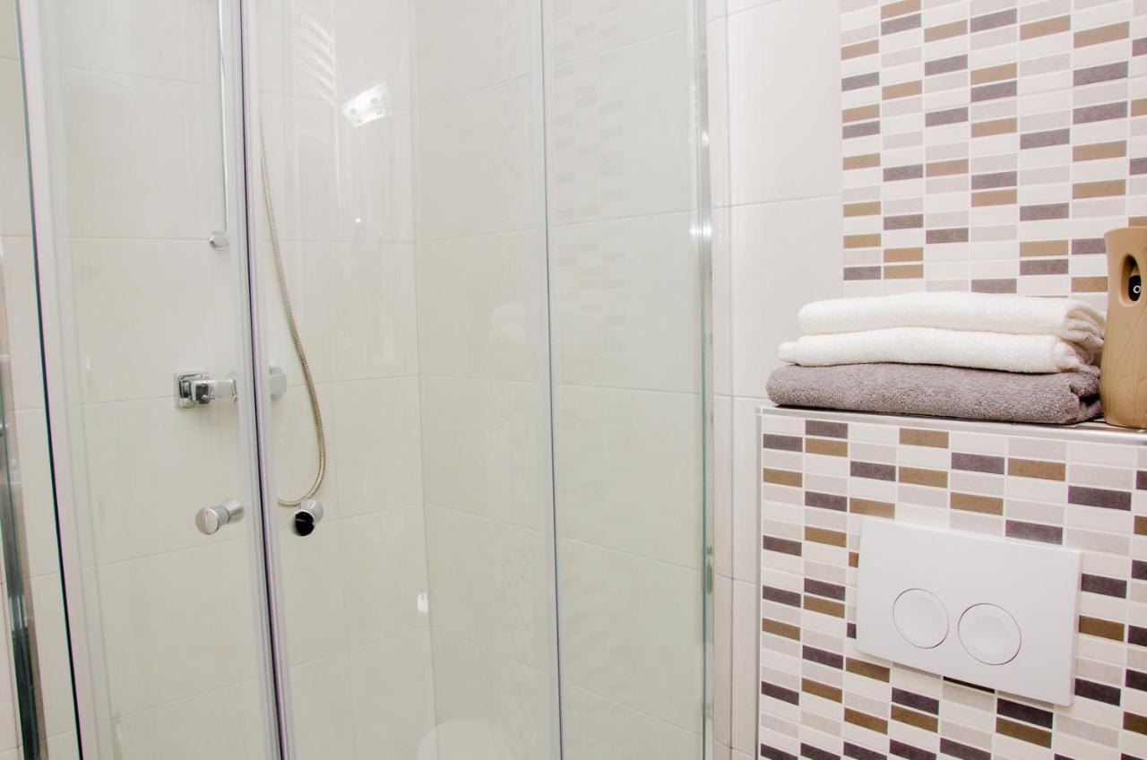Apartman Leona Villa Nehaj Сен Екстериор снимка