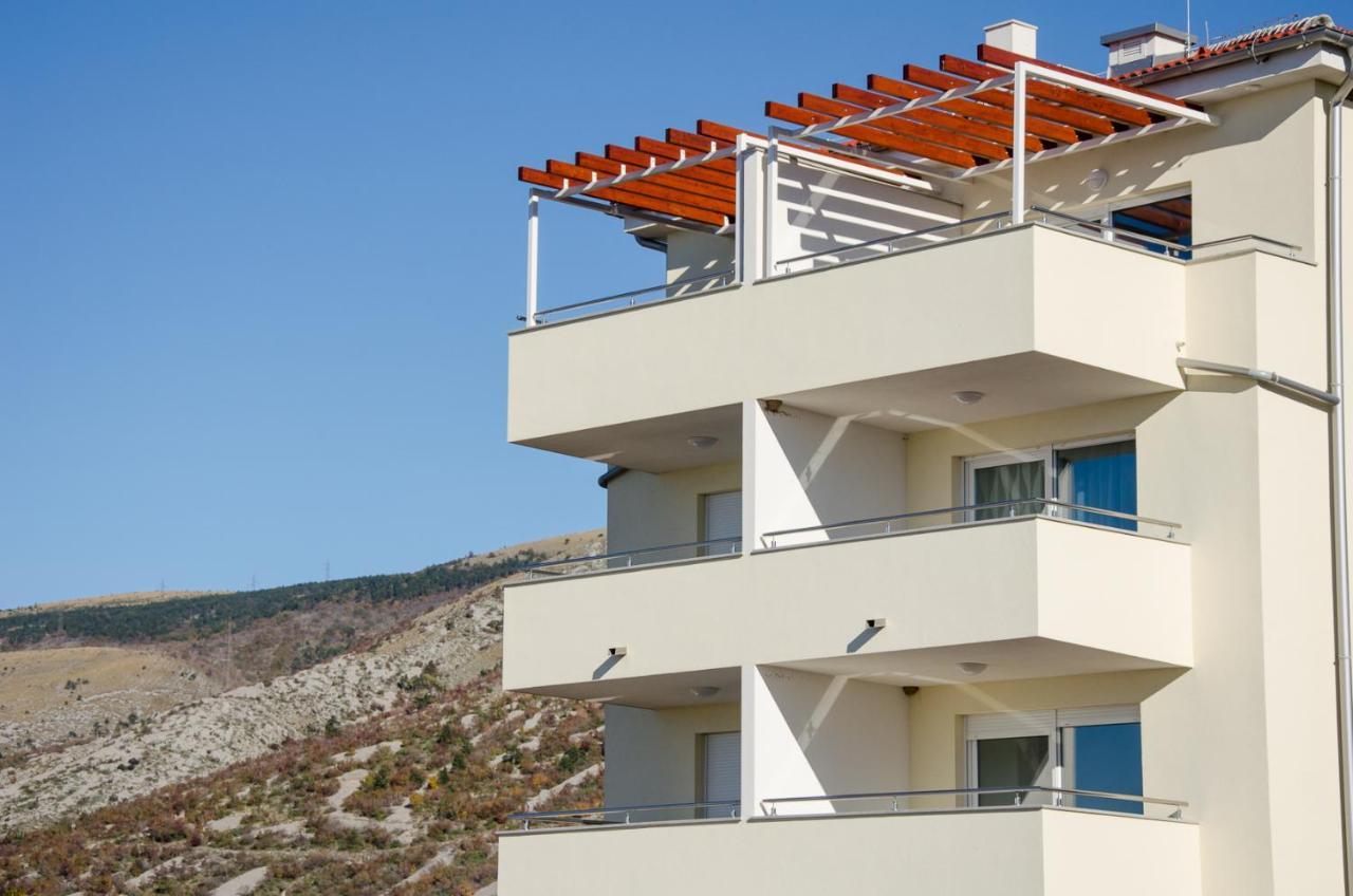 Apartman Leona Villa Nehaj Сен Екстериор снимка
