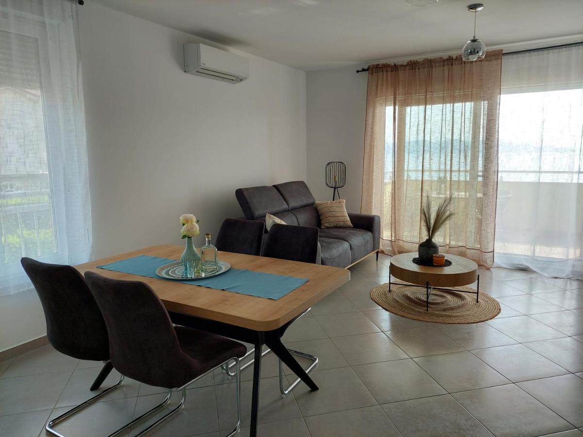 Apartman Leona Villa Nehaj Сен Екстериор снимка