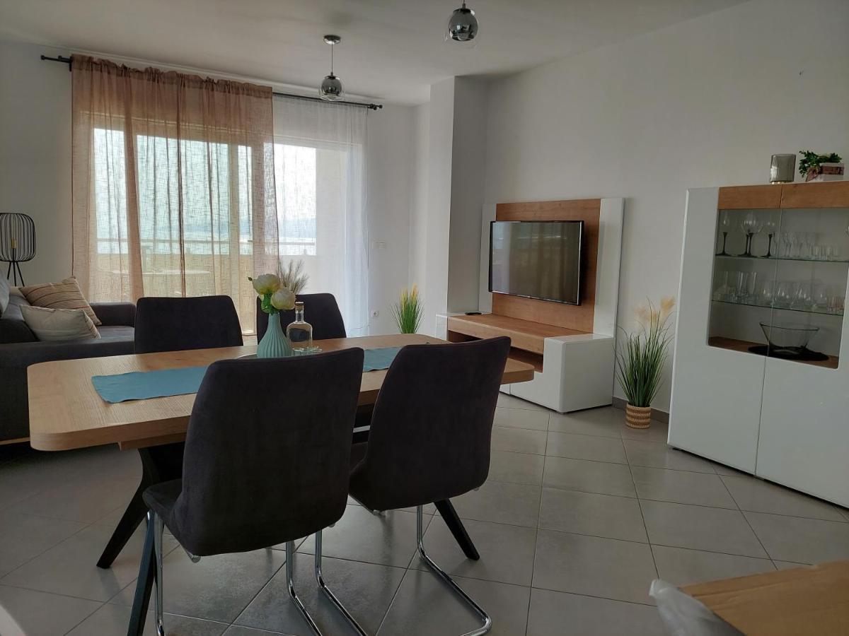 Apartman Leona Villa Nehaj Сен Екстериор снимка